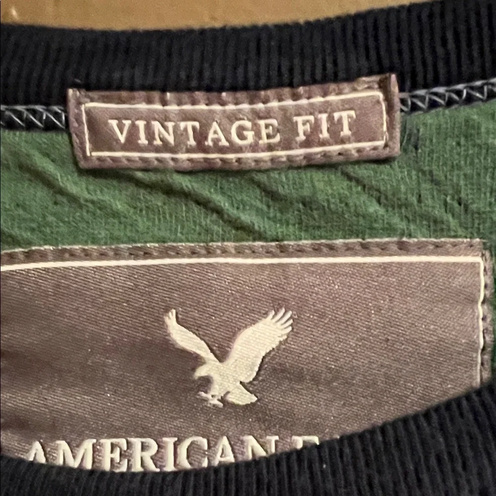 American Eagle Men’s Long Sleeved Graphic  1977 Shirt in Dark Blue Sz XXL